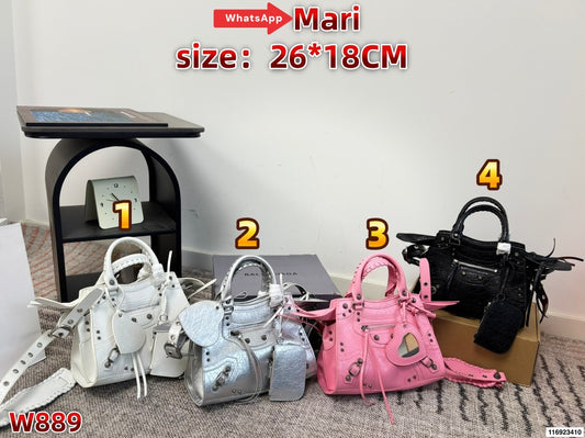 W889  Motorcycle bag