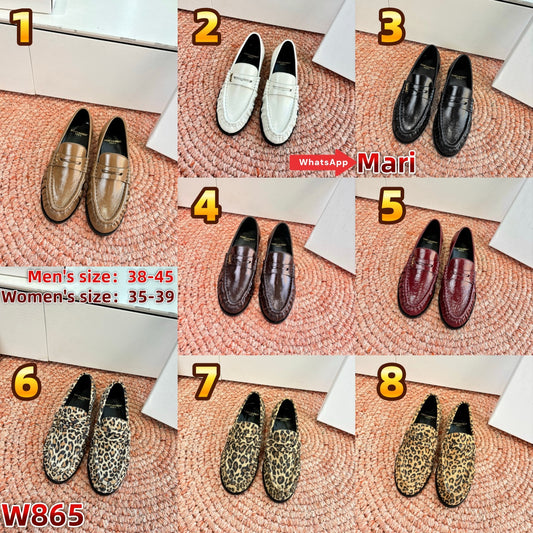 W865  Leather loafers