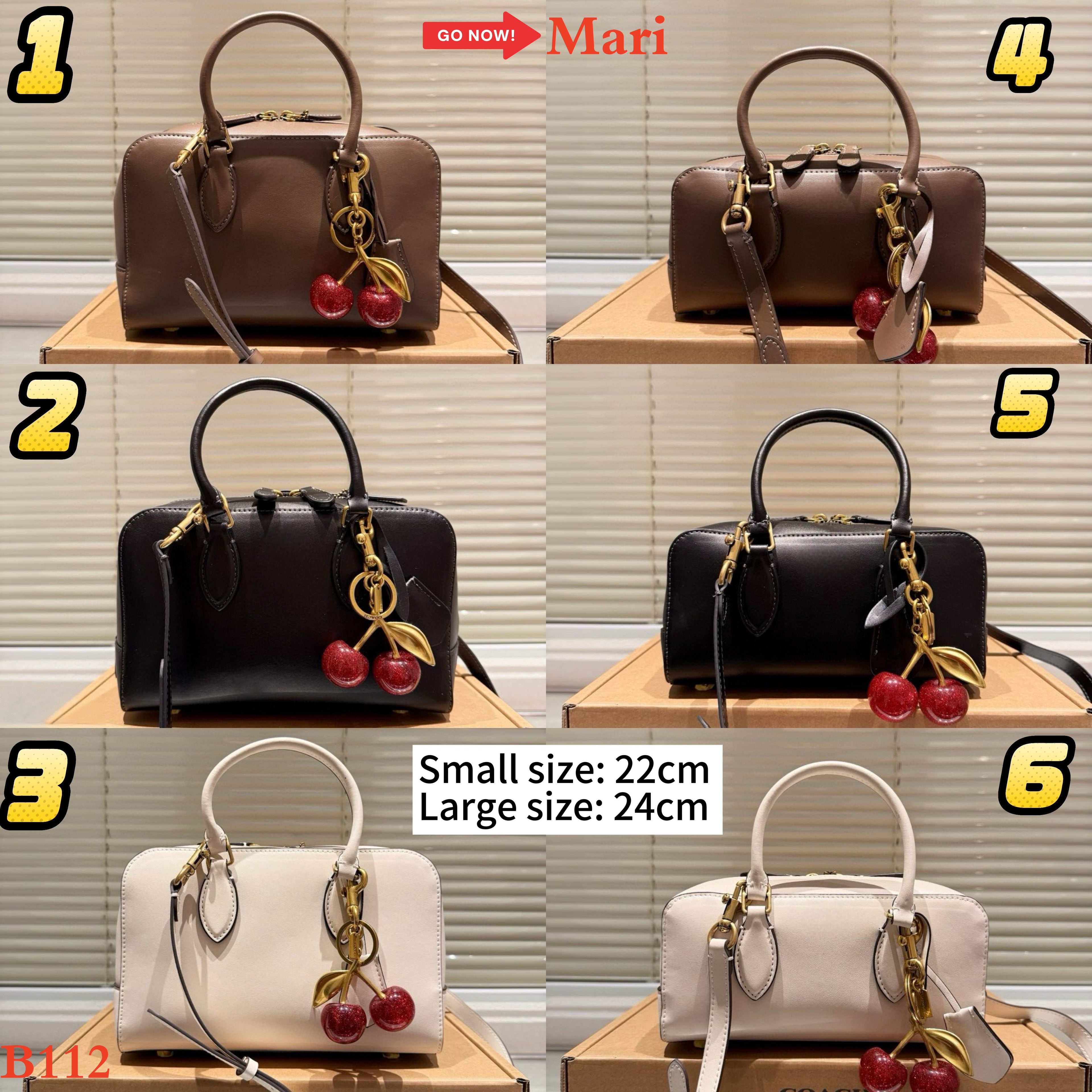 B112   Small square bag (with pendant)