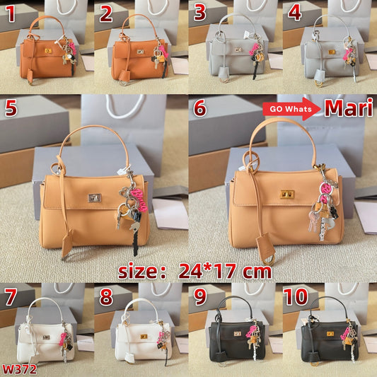 W372  Bag