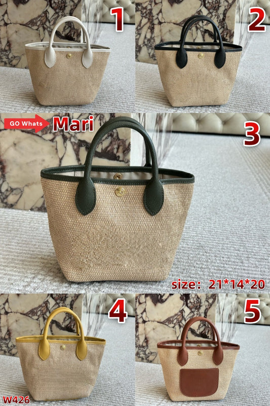 W426    straw bags