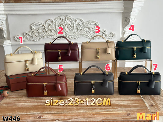 W446   handbag