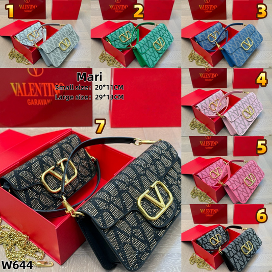 W644  handbag