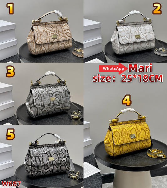 W687   handbag