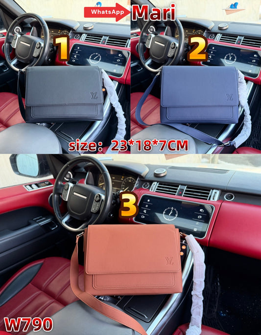 W790  handbag